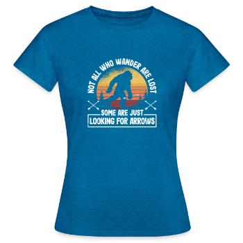 Not everyone who hikes is lost Bigfoot - Women's T-Shirt - antique blue sapphire heather - Front - AI Model Female 172 dark (172cm)