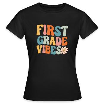 First Grade Vibes 1st Grade Retro Back To School - Women's T-Shirt - black - Front - AI Model Female 172 dark (172cm)