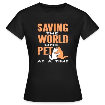 Sauver le monde un animal à la fois Design rétro - T-shirt Femme - noir - Devant - AI Model Female 172 dark (172cm)