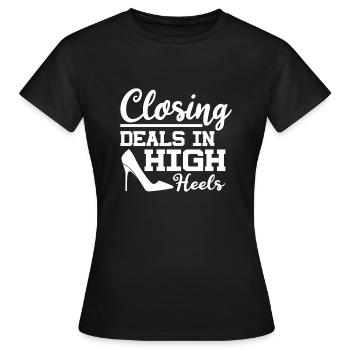 Abschluss Von Geschäften In High Heels - Frauen T-Shirt - Schwarz - Vorne - AI Model Female 172 dark (172cm)