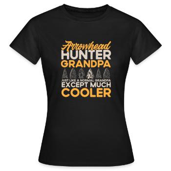 Arrowhead Hunting Arrowhead Collector - Women's T-Shirt - black - Front - AI Model Female 172 dark (172cm)