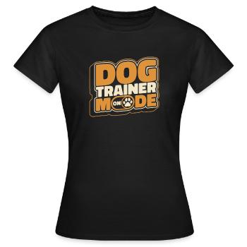 Dresseur de chiens Dresseur de chiens - T-shirt Femme - noir - Devant - AI Model Female 172 dark (172cm)