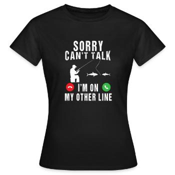 SORRY KANN NICHT SPRECHEN, ICH BIN AUF MEINER ANDEREN LEITUNG - Frauen T-Shirt - Schwarz - Vorne - AI Model Female 172 dark (172cm)