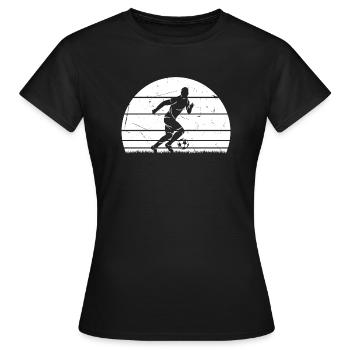 Playing Soccer Sunset Soccer Player - Soccer - Frauen T-Shirt - Schwarz - Vorne - AI Model Female 172 dark (172cm)