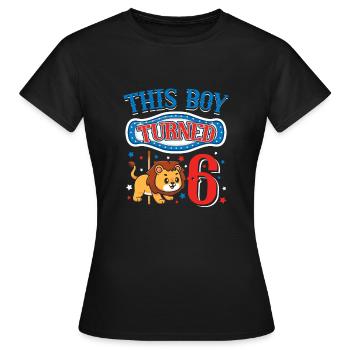 Carousel Birthday Party Lion Ce garçon a eu 6 ans - T-shirt Femme - noir - Devant - AI Model Female 172 dark (172cm)
