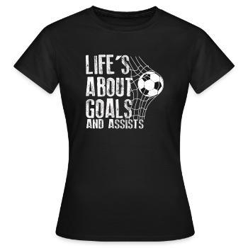 La vie est faite de buts et de passes décisives Football de futbol - T-shirt Femme - noir - Devant - AI Model Female 172 dark (172cm)