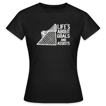 La vie est faite de buts et de passes décisives Football de futbol - T-shirt Femme - noir - Devant - AI Model Female 172 dark (172cm)