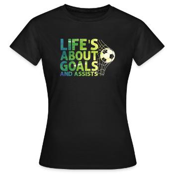 La vie est faite de buts et de passes décisives Football de futbol - T-shirt Femme - noir - Devant - AI Model Female 172 dark (172cm)