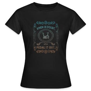 Quand il doute pédalez-le - T-shirt Femme - noir - Devant - AI Model Female 172 dark (172cm)