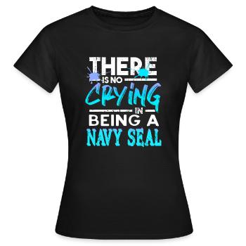 Il n’y a pas de pleurs à être un rétro NAVY Seal - T-shirt Femme - noir - Devant - AI Model Female 172 dark (172cm)