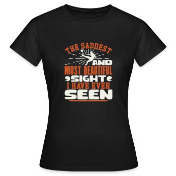 LE SPECTACLE LE PLUS TRISTE ET LE PLUS BEAU QUE J’AI JAMAIS EU - T-shirt Femme - noir - Devant - AI Model Female 172 dark (172cm)