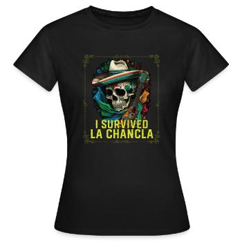 I Survived La Chancla Mexican Slippers Sandals - Frauen T-Shirt - Schwarz - Vorne - AI Model Female 172 dark (172cm)