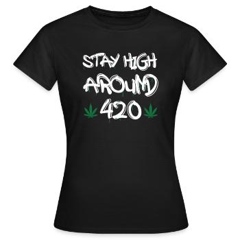 MARIHUANA SMOKE 420 CANNABIS WEED HANF DESIGN - Frauen T-Shirt - Schwarz - Vorne - AI Model Female 172 dark (172cm)