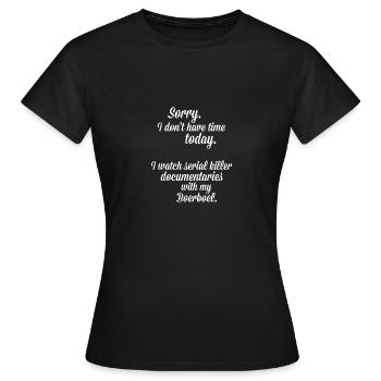 I watch documentaries with my Boerboel - Frauen T-Shirt - Schwarz - Vorne - AI Model Female 172 dark (172cm)