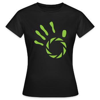 Handy Photographer - hand with aperture - Women's T-Shirt - black - Front - AI Model Female 172 dark (172cm)