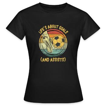 La vie est faite de buts et de passes décisives Football de futbol - T-shirt Femme - noir - Devant - AI Model Female 172 dark (172cm)