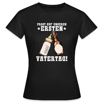 Unser erster Vatertag mit Bier und Milchflasche - Frauen T-Shirt - Schwarz - Vorne - AI Model Female 172 dark (172cm)