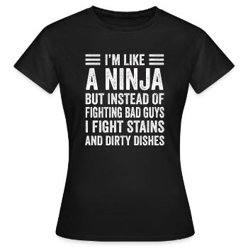 Comme une femme au foyer ninja - T-shirt Femme - noir - Devant - AI Model Female 172 dark (172cm)