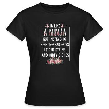 Comme une femme au foyer ninja - T-shirt Femme - noir - Devant - AI Model Female 172 dark (172cm)