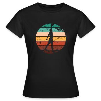 Ultimate Frisbee Wurfscheibe - Frauen T-Shirt - Schwarz - Vorne - AI Model Female 172 dark (172cm)