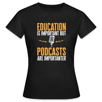 Podcasteur Podcast - T-shirt Femme - noir - Devant - AI Model Female 172 dark (172cm)