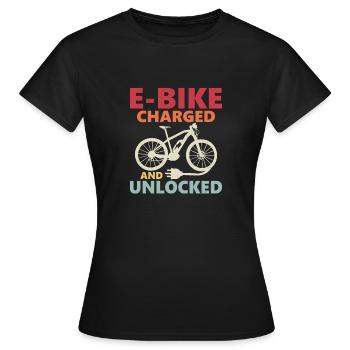 E-Bike chargé et déverrouillé Pedelec Electric - T-shirt Femme - noir - Devant - AI Model Female 172 dark (172cm)