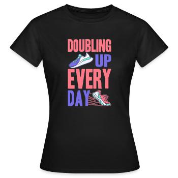 Collectionneur Sneakerhead - T-shirt Femme - noir - Devant - AI Model Female 172 dark (172cm)
