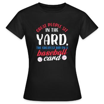Des gens formidables s’assoient sur la cour La plus grande offre sur un - T-shirt Femme - noir - Devant - AI Model Female 172 dark (172cm)
