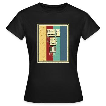 Synthesizer Synth Keyboard Elektronische Musiker - Frauen T-Shirt - Schwarz - Vorne - AI Model Female 172 dark (172cm)