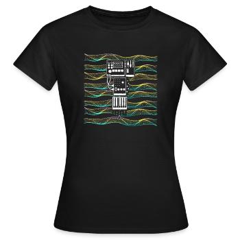 Synthesizer Synth Keyboard Elektronische Musiker - Frauen T-Shirt - Schwarz - Vorne - AI Model Female 172 dark (172cm)