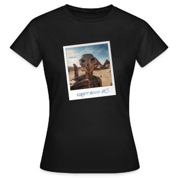 Sarcasme de conspiration pyramidale extraterrestre - T-shirt Femme - noir - Devant - AI Model Female 172 dark (172cm)