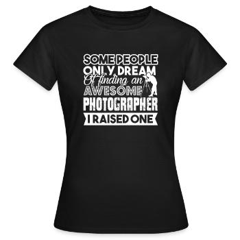 Photographer Photographer Parent - Women's T-Shirt - black - Front - AI Model Female 172 dark (172cm)