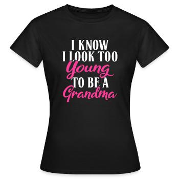 Grandma Gifts - Frauen T-Shirt - Schwarz - Vorne - AI Model Female 172 dark (172cm)