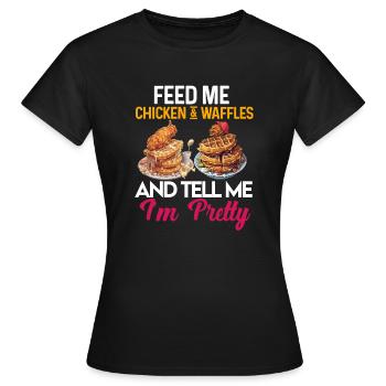 Amateur d’ailes de poulet frites au poulet et aux gaufres - T-shirt Femme - noir - Devant - AI Model Female 172 dark (172cm)