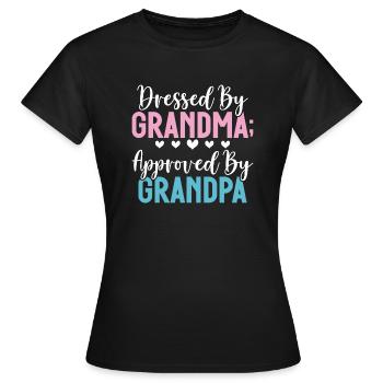 Granddaughter Gifts - Women's T-Shirt - black - Front - AI Model Female 172 dark (172cm)