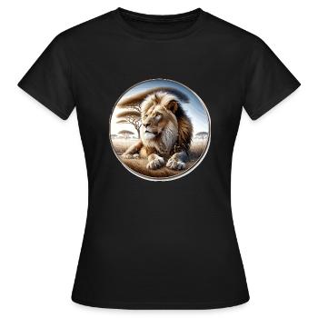 Hyperrealistischer Löwe in der Savanne - Frauen T-Shirt - Schwarz - Vorne - AI Model Female 172 dark (172cm)