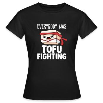 Tofu Fighting Végétarien Tofu végétarien végétalien - T-shirt Femme - noir - Devant - AI Model Female 172 dark (172cm)