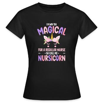 Soins correctionnels comme une infirmière normale cadeaux - T-shirt Femme - noir - Devant - AI Model Female 172 dark (172cm)