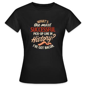 Erfolgreichster Anmachspruch - Bacon Lover BBQ - Frauen T-Shirt - Schwarz - Vorne - AI Model Female 172 dark (172cm)
