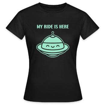 fliegende Untertasse - Frauen T-Shirt - Schwarz - Vorne - AI Model Female 172 dark (172cm)