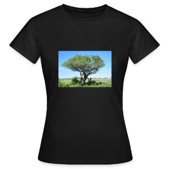 Majestueux saucisson en habitat naturel - T-shirt Femme - noir - Devant - AI Model Female 172 dark (172cm)