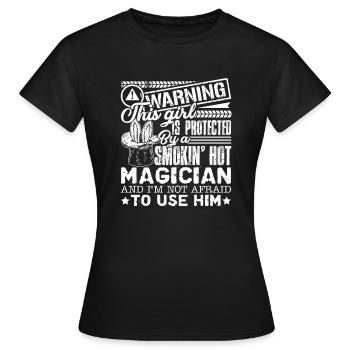 Magician Protected By Hot Magician - Women's T-Shirt - black - Front - AI Model Female 172 dark (172cm)