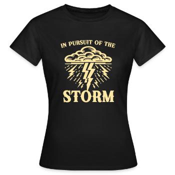 Storm Chasing: in pursuit of the storm - Women's T-Shirt - black - Front - AI Model Female 172 dark (172cm)