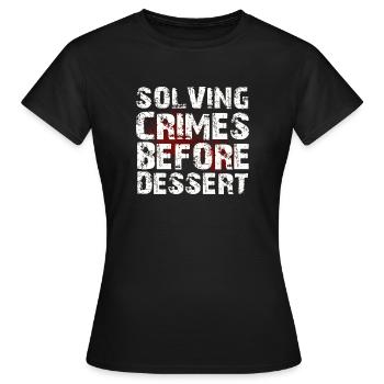 Krimi-Dinner-Spaß-Nacht - Frauen T-Shirt - Schwarz - Vorne - AI Model Female 172 dark (172cm)