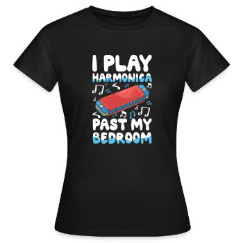 Ich Spiele Mundharmonika Jenseits Meines - Frauen T-Shirt - Schwarz - Vorne - AI Model Female 172 dark (172cm)