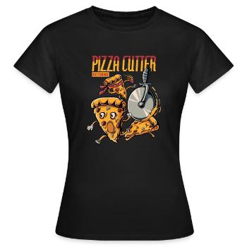 Pizza Cutter Returns Action Design - Frauen T-Shirt - Schwarz - Vorne - AI Model Female 172 dark (172cm)