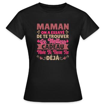 Cadeau Fête Des Mères 2025 Maman Personnalisé - T-shirt Femme - noir - Devant - AI Model Female 172 dark (172cm)