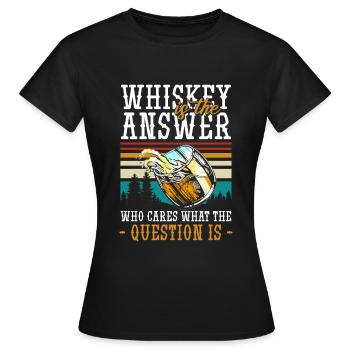 Schnaps Flasche Mann Rausch - Frauen T-Shirt - Schwarz - Vorne - AI Model Female 172 dark (172cm)