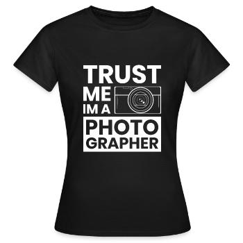 Forograf photo prenant des photos - T-shirt Femme - noir - Devant - AI Model Female 172 dark (172cm)