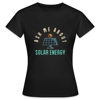 Panneau solaire Énergie solaire Énergie solaire - T-shirt Femme - noir - Devant - AI Model Female 172 dark (172cm)